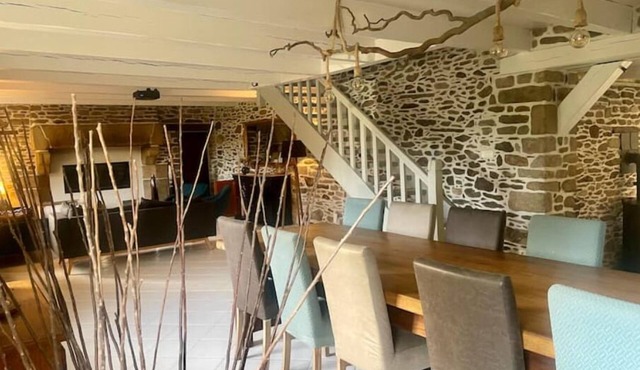 Longère Bretonne à 10 Minutes des Plages