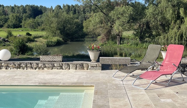 Longère Charentaise Rénovée Avec Piscine, Étang, Grand Parc Boisé