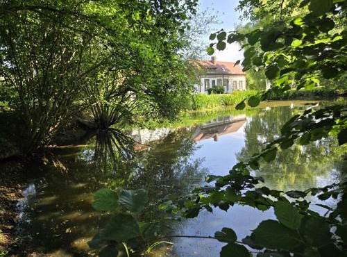 Longère douce aux chants des oiseaux