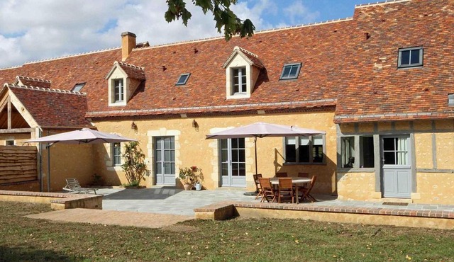 Longère percheronne 17ème siècle avec jardin, près forêt, animaux acceptés - FR-1-497-77