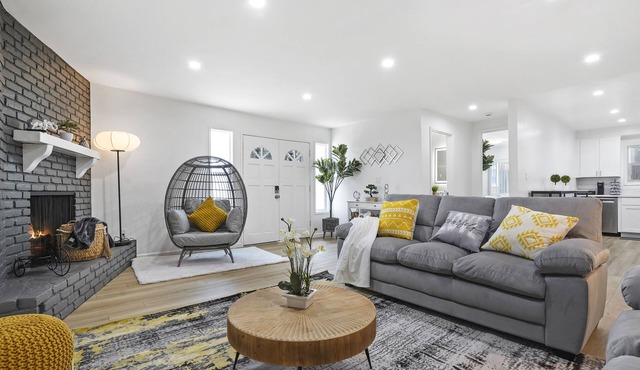 Long Beach Spot - BBQ - Fireplace - FREE Parking - NO CLEANING FEE!