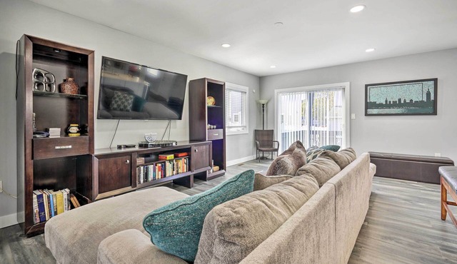 Long Branch Getaway: Grill, 1 Block to Beach!