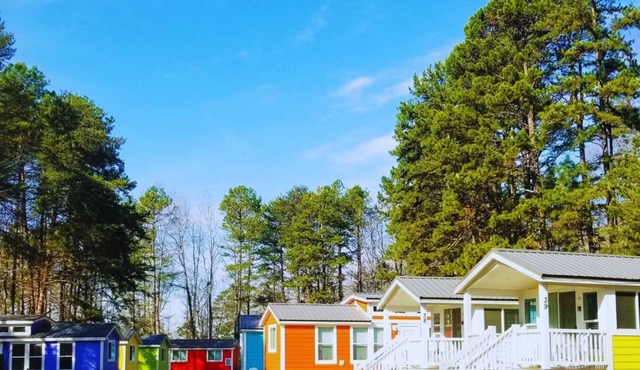 Long Cove Resort near Charlotte Airport