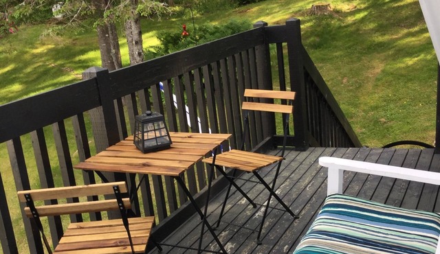 Long Hill Roost, Mahone Bay view apartment.