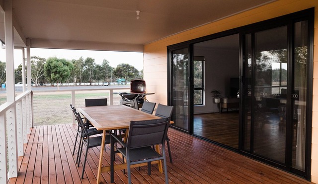 Long Island Retreat II with wifi