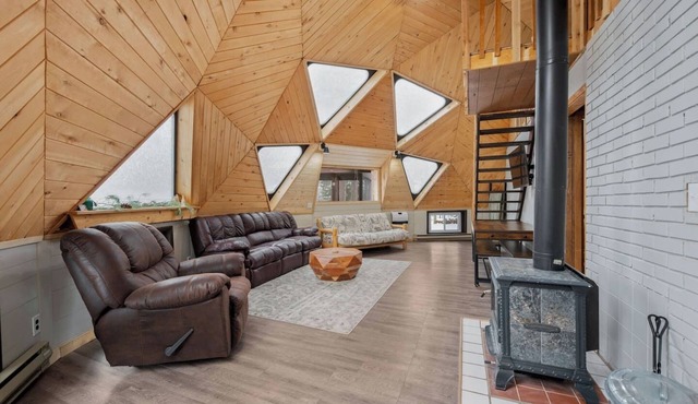 Long Lake Dome Home- Get Up North Retreats