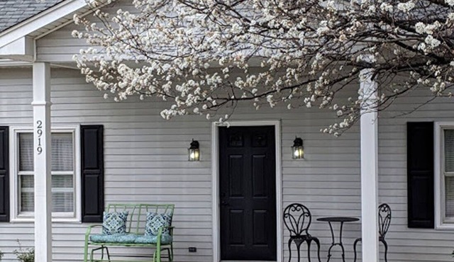 Long Term Hospital Stays. Traveling Nurses and Families