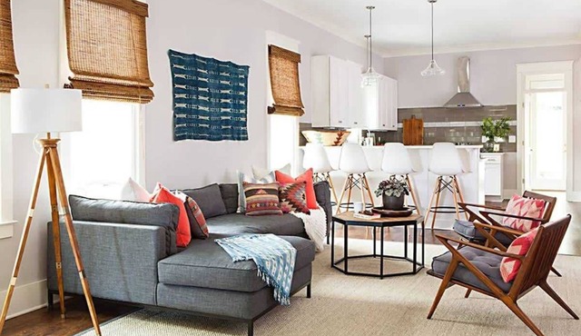 Long Term Pet Friendly 3 BR Townhome, Grill, Patio, 3 Blocks to Publix, 5 Mins to 5 Points, 15 Mins to Broadway, 24 Hour Hospitality Team, Perfect for Families, 31+ Day Stay