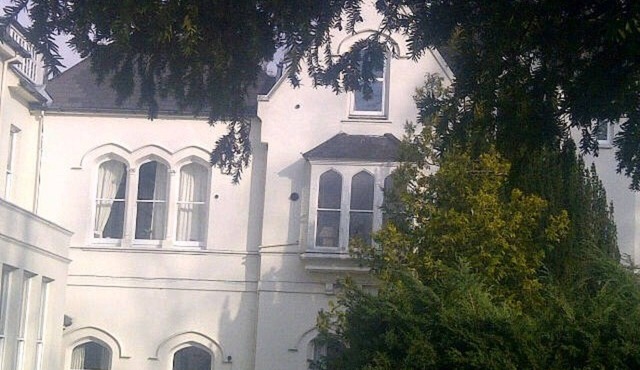 Long term rental apartment in Victorian building in beautiful countryside