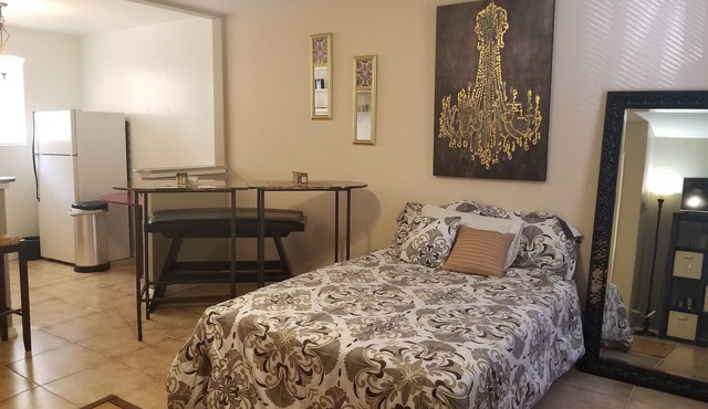 Long- Term/Short- Term San Marco Stay 5 min to downtown