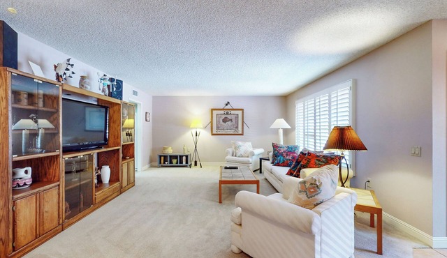 Long-Term Stay in Sun City! Lovely Home w/Patio