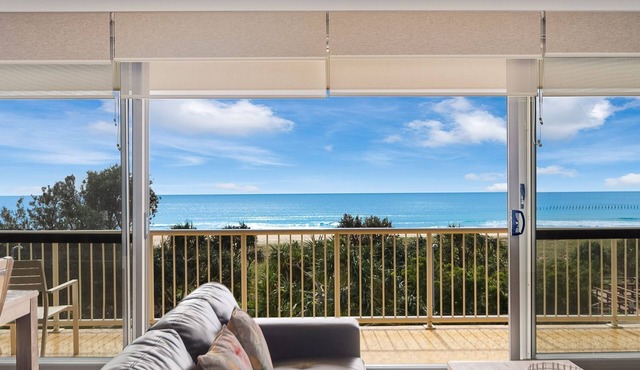 Longbeach 11 - Bilinga/North Kirra Beachfront