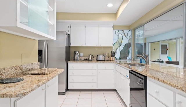 Longboat Key pool home with deeded beach access