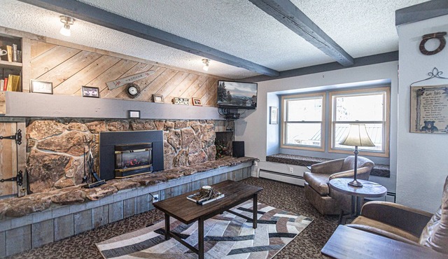 Longbranch 216: Townside Condo – Short Walk to Main Street and Free Shuttle.