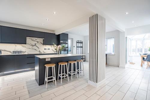 Longfield Lane House