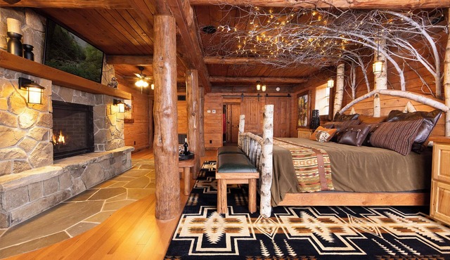Longhorn Suite at Driftwood Ranch - a Horse and Cattle Ranch - White Lake, NY