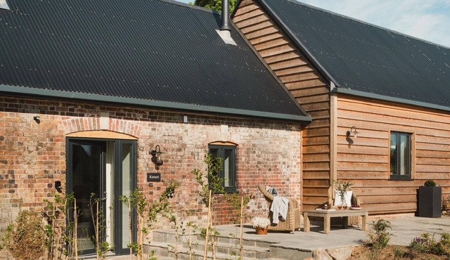 Longstones Avebury – Kennet