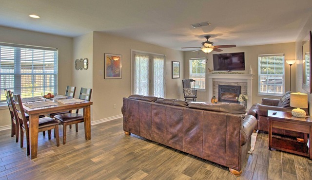 Longview Family Home w/ Private Yard, Deck & Grill
