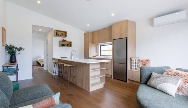 Longview Luxe Retreat