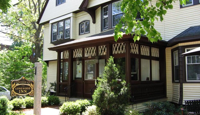 Longwood Inn