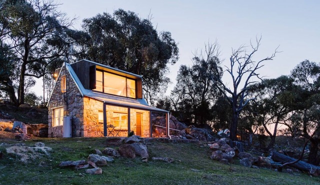 Longwood Luxe Longers Cottage: Pool & Tennis court