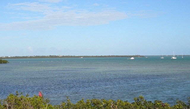 Looe Key Villa - Beautiful Ocean View - 3 Balconies