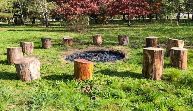 Look forward to a vacation in beautiful surroundings in this vacation apartment with pool.