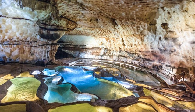 Look forward to a wonderful holiday in the holiday home with pool access.