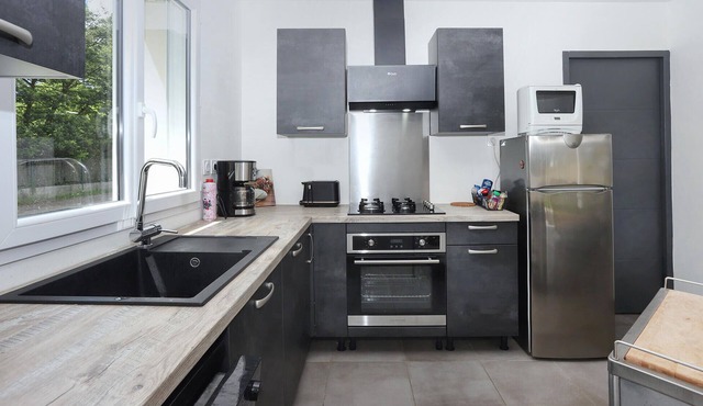 Look forward to a wonderful break in beautiful surroundings in this cozy vacation home.