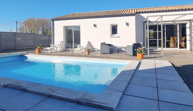 Look forward to spending your vacation in this comfortable vacation home with a pool.