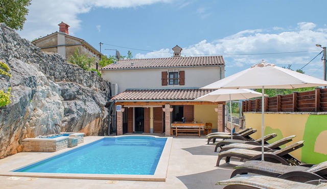 Look forward to this beautiful, traditional Istrian house.