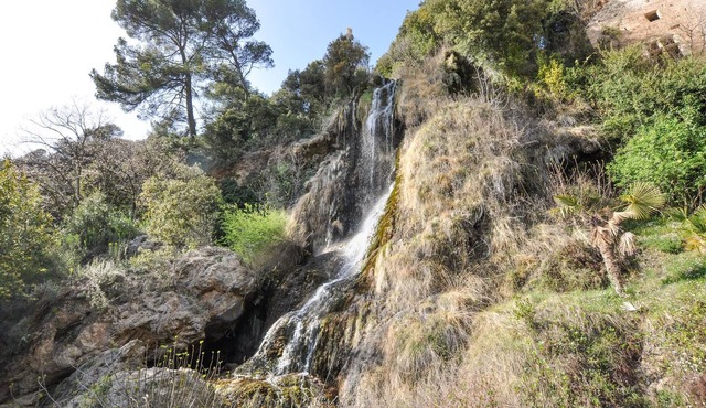 Look forward to Villecroze ? here you will find many activities for the whole family.