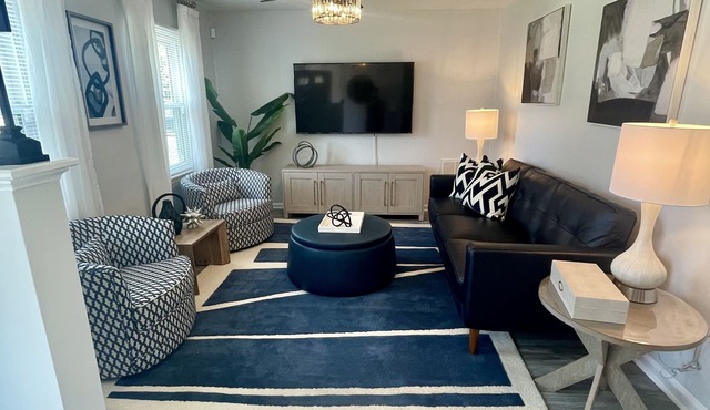 Look no further! Beautiful 4 Bed 2 Bath Ranch in Hampton, VA.