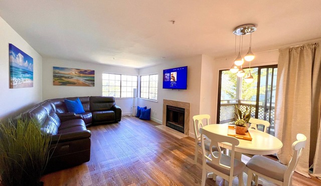 Look No Further! Relaxing & Centrally Located; Laguna Seca, Beach, Airport