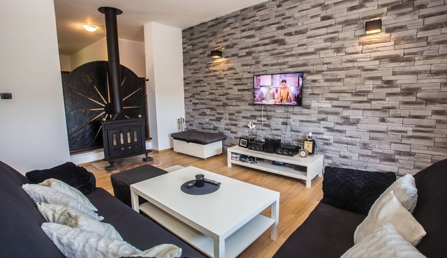 Looking for a Beautiful View and Privacy - Villa Mirna