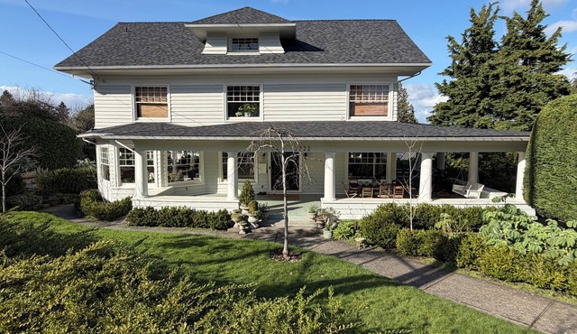 Looking for a place to stay during the FIFA World Cup? Perfect for large groups!