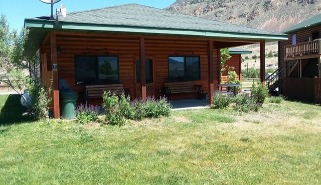 Looking for an Alternative to a Big Box Motel? We're it!