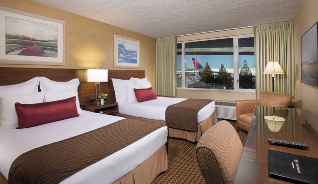 Looking for Quick Overnight? Free Airport Shuttle to SeaTac Airpt! Breakfast