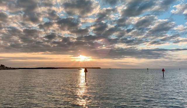 Looking for Snowbirds with Marina Views at Little Harbor ! 90 day discount