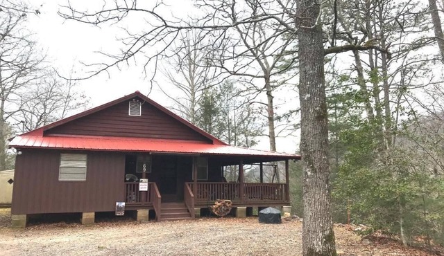 Looking for some R & R our Peaceful Mountain Retreat is your spot!