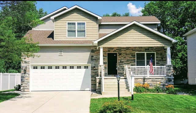 Looking to come to city but don’t want to pay the city prices!~ Touch of a Nurse