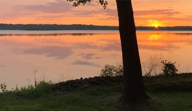 Loon Lake Escape... with lake views & lake access