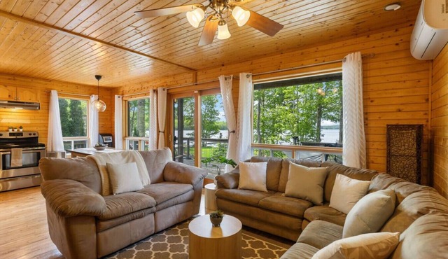 Loon Lodge on the Lake