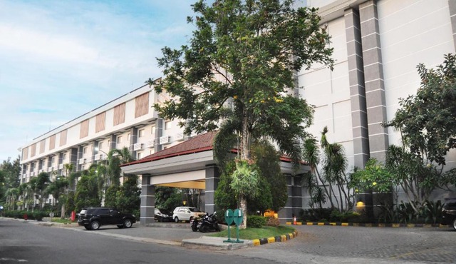 Lorin Dwangsa Solo Hotel