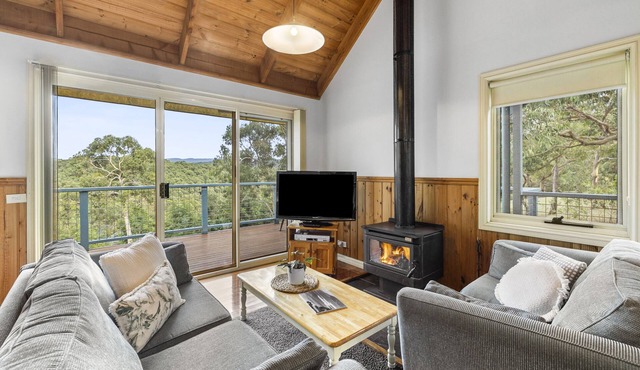 Lorne Bush House Cottages & Eco Retreats