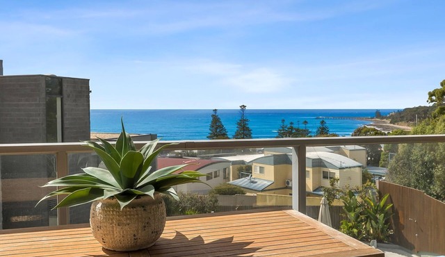 Lorne Chalet Apartment 33