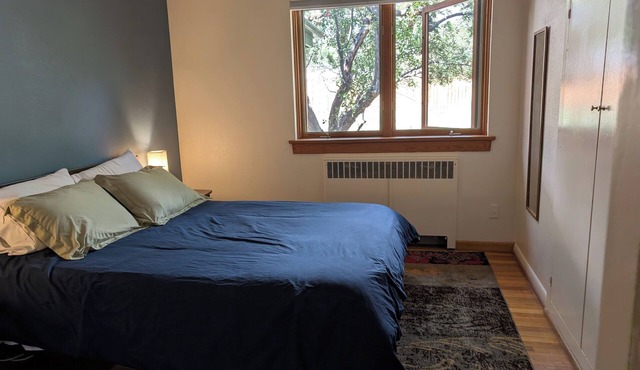 Los Alamos Den - Short Term Rental