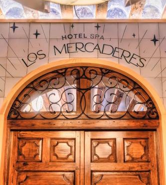 LOS MERCADERES Balneum Suites