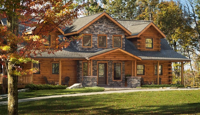 Lost Bear Cabin, Luxury Home Near Hidden Valley and 7 Springs Resorts