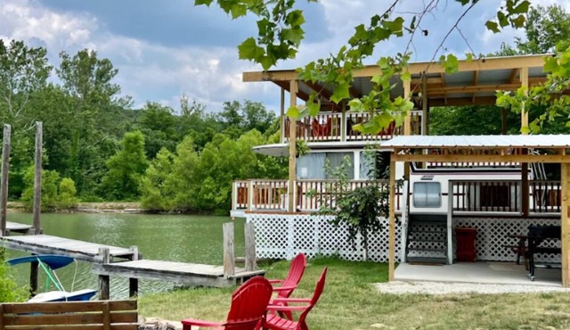Lost Hill Lake Happy Dayz Houseboat